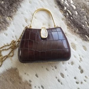 SMALL FAUX LEATHER PURSE